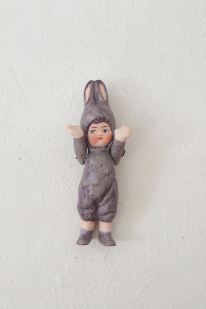 レアカラー　うさぎ　ビスクドール　ドイツアンティーク　ウサギコスチューム