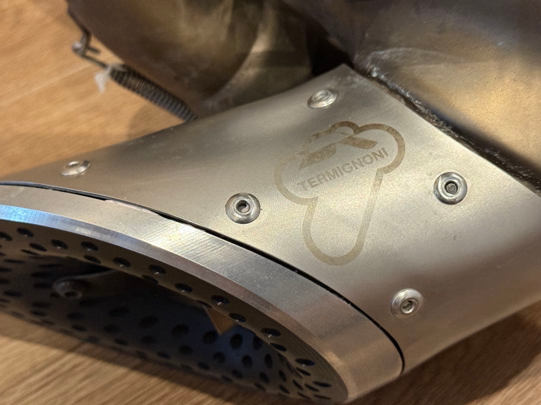 最終値下げドゥカティ　xdiavelテルミニョーニ　マフラー