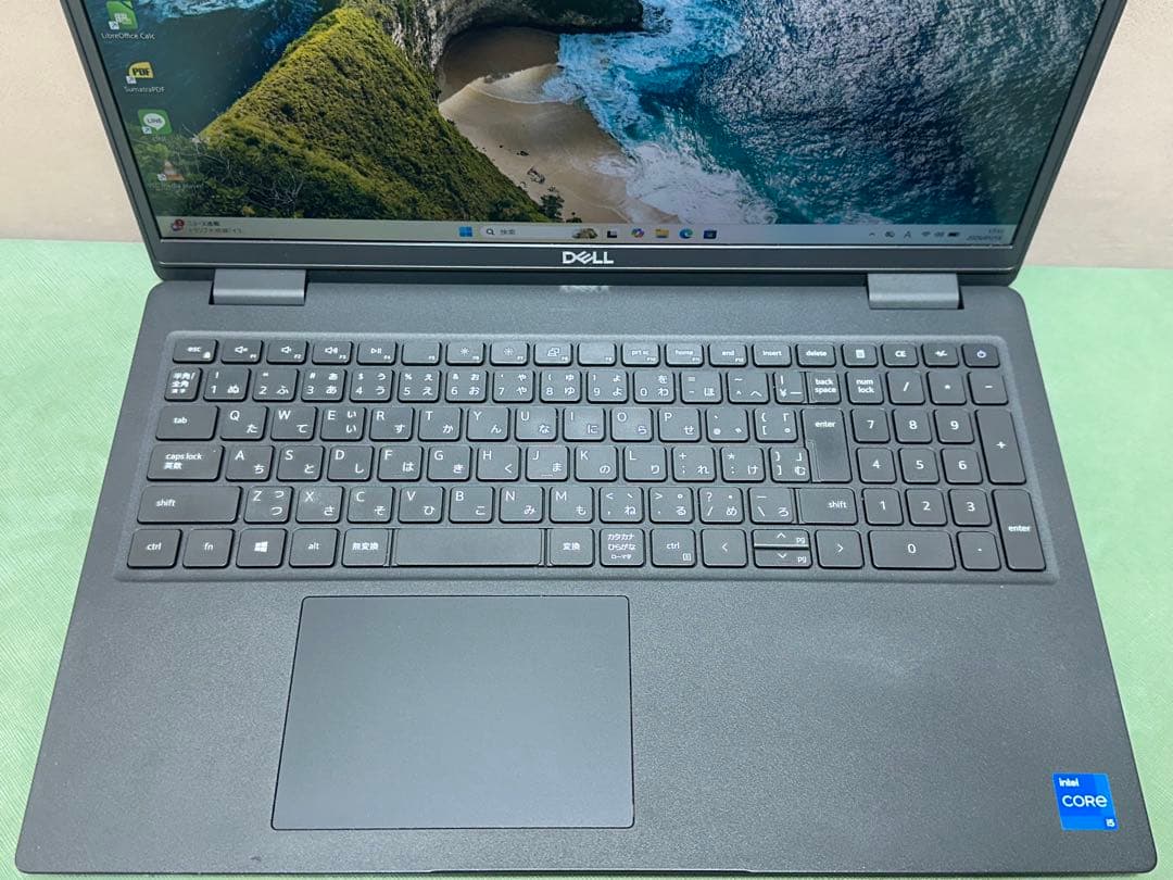 Windowsノート本体 DELL Latitude 3520 i5-1135G7 8 256 |T181
