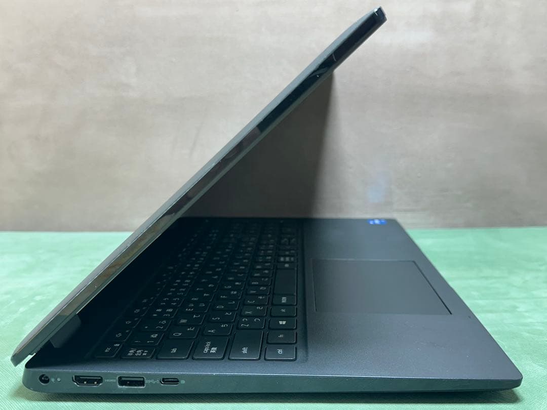 Windowsノート本体 DELL Latitude 3520 i5-1135G7 8 256 |T181