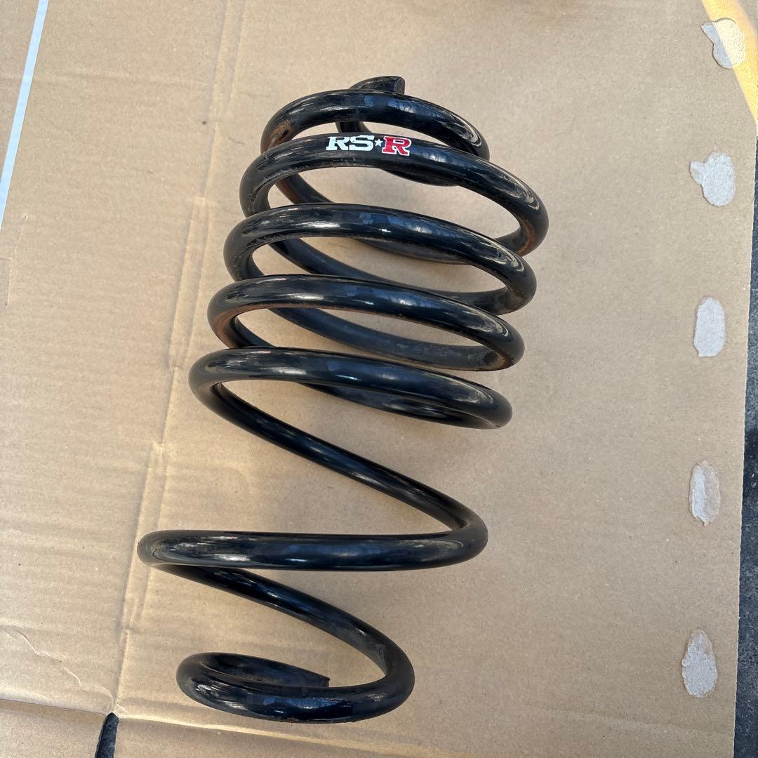 z12キューブ　ダウンサス