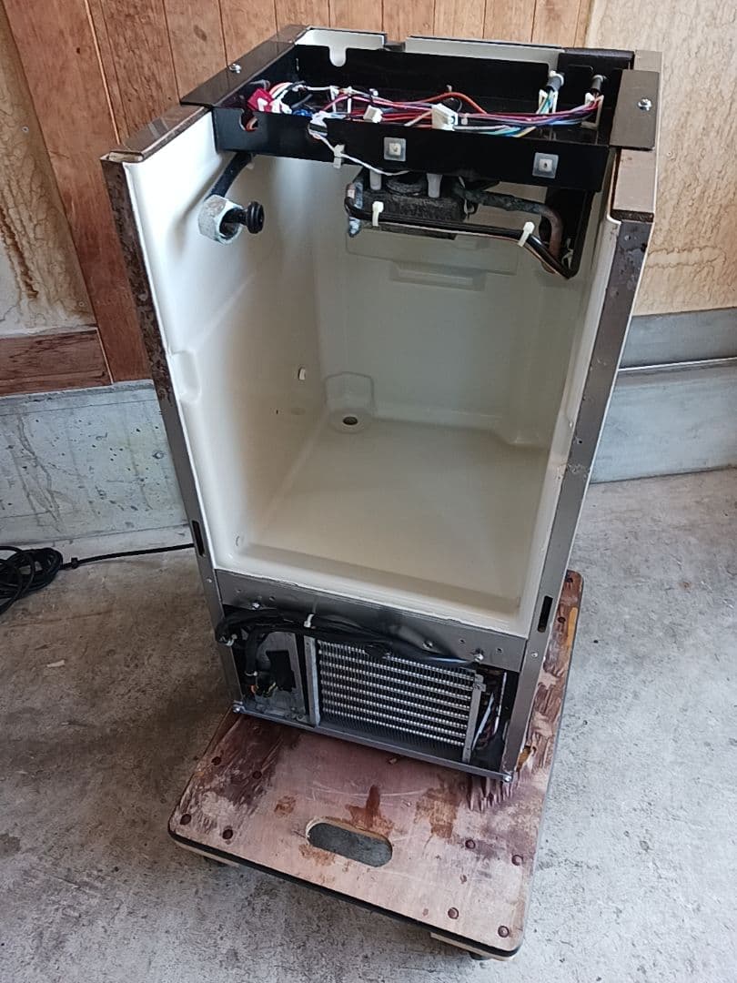 Panasonic　業務用製氷機　SIM-S2500