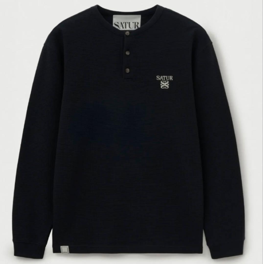 即購入可 SATUR ブラック ヘンリーネック Tシャツ M
