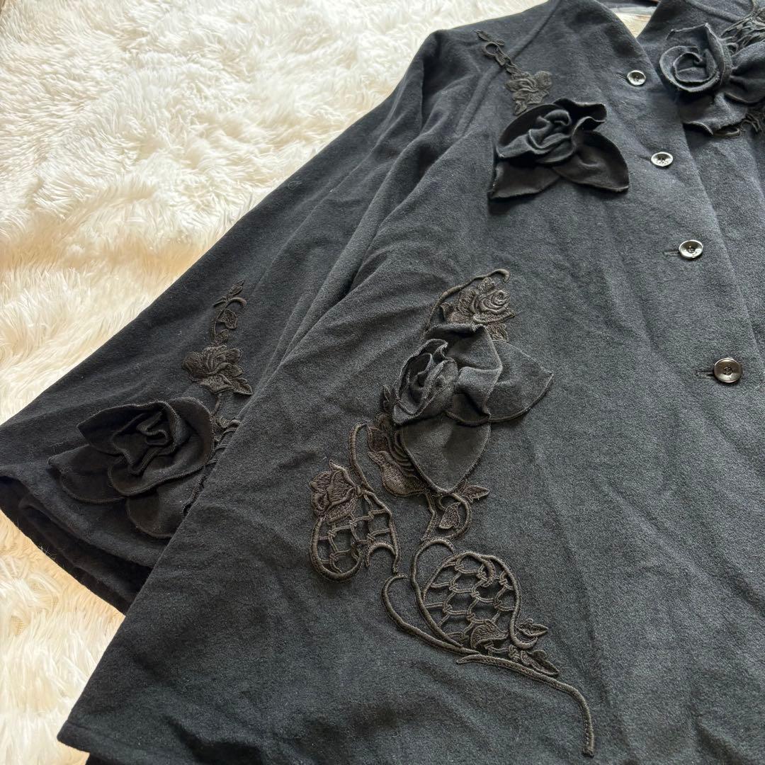 洋服屋 薔薇モチーフ レース刺繍 アンゴラ ポンチョ 変形コート