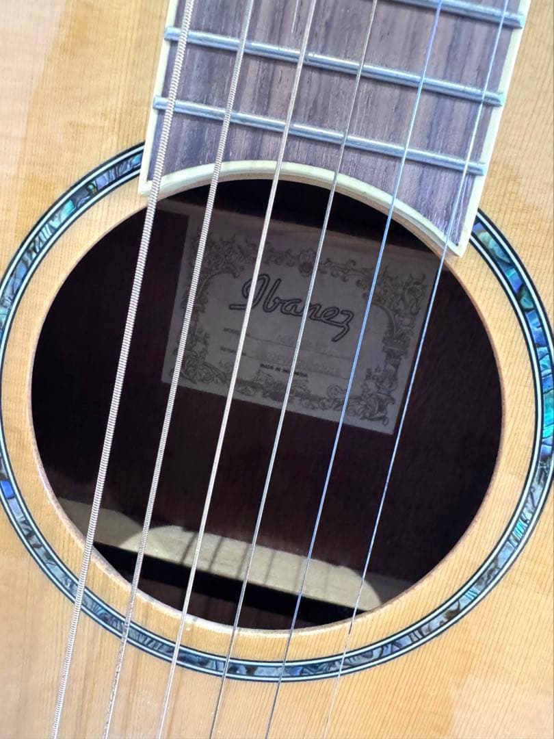 Ibanez ケース付き エレアコ、エレクトリックアコースティックギター