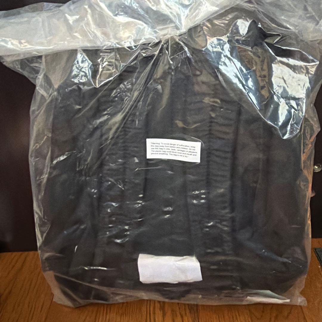 A.P.C. × GREGORY FINE-DAY