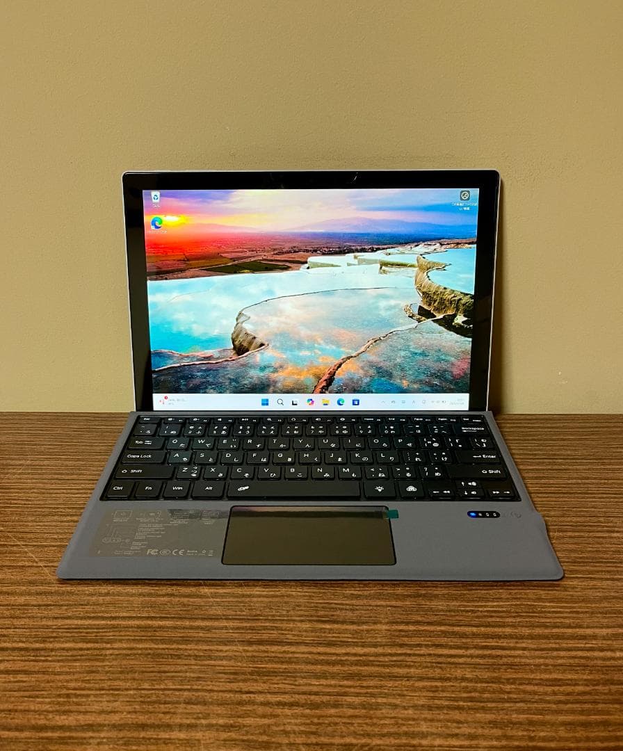 【高性能・LTE対応・高解像度】Surface Pro 5 8GB/256GB