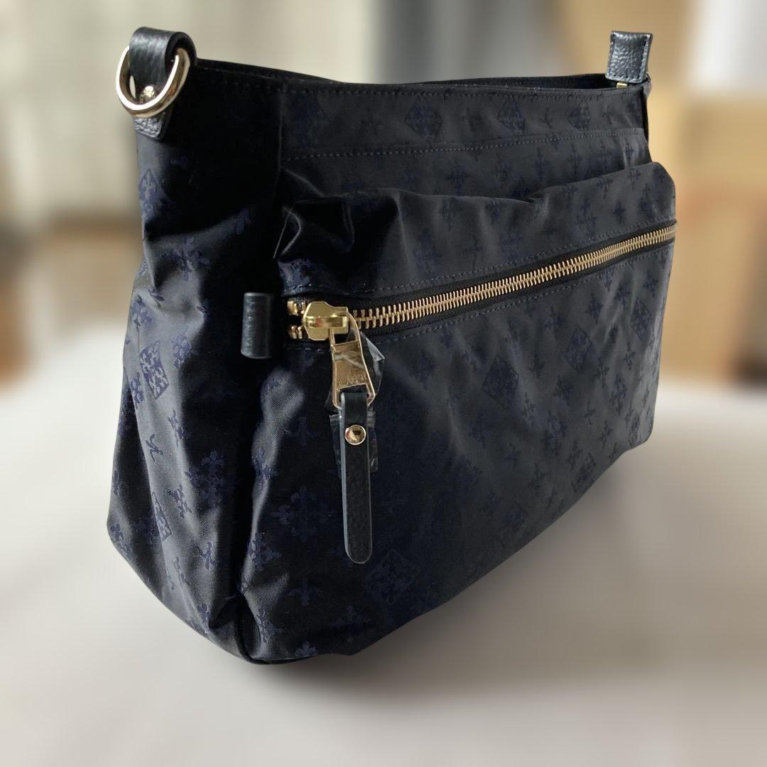 ラシットショルダーバッグポーチ付