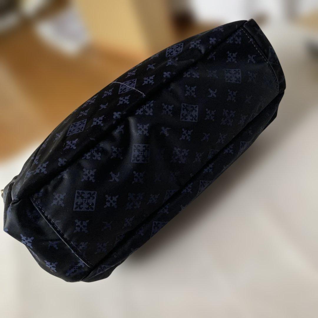 ラシットショルダーバッグポーチ付