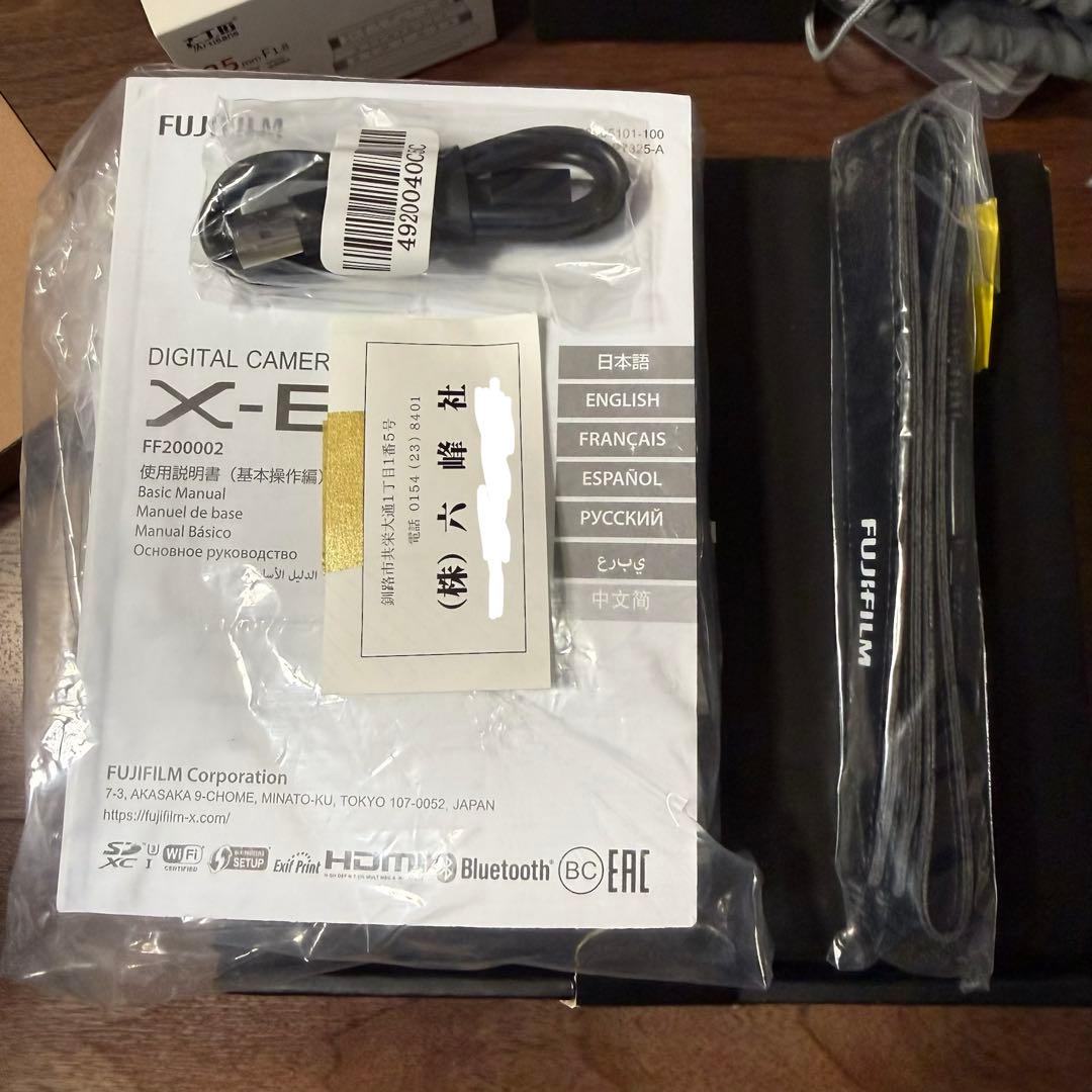 【美品】X-E4 FUJIFILM 本体BLK+レンズ4種+付属品多数