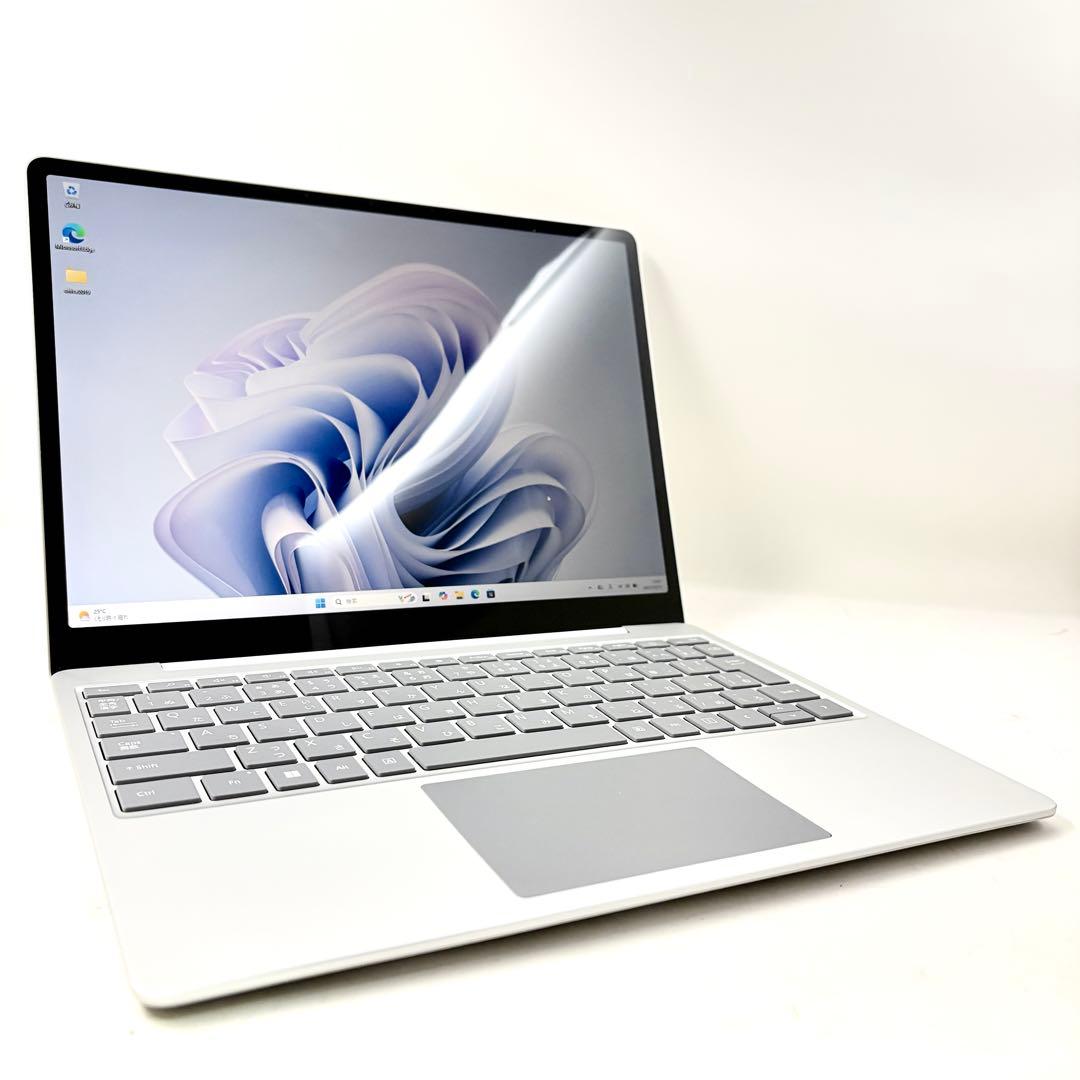 1台限定！新品同様の極上品！Surface Laptop Go2