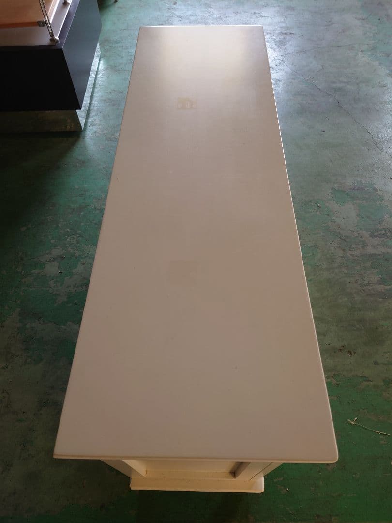 チェスト　白家具　猫脚　シャビーシック　ロココ　フレンチカントリー　サイドボード