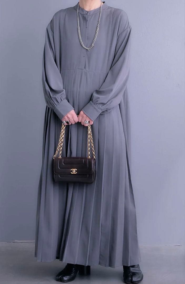 AIJANイレギュラープリーツワンピース