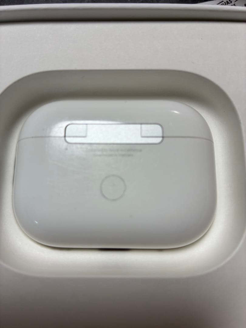 Apple AirPods Pro 第2世代 タイプC（正規品の証・刻印あり）