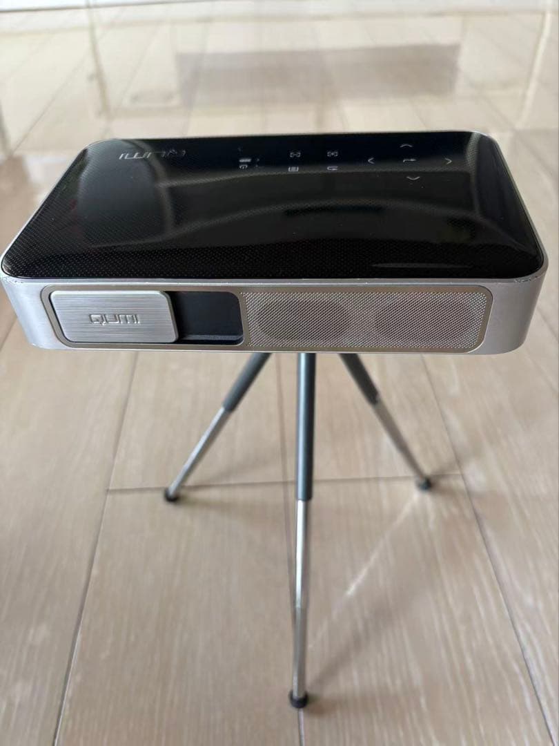 Vivitek LEDモバイルプロジェクター QUMI Q38-BK