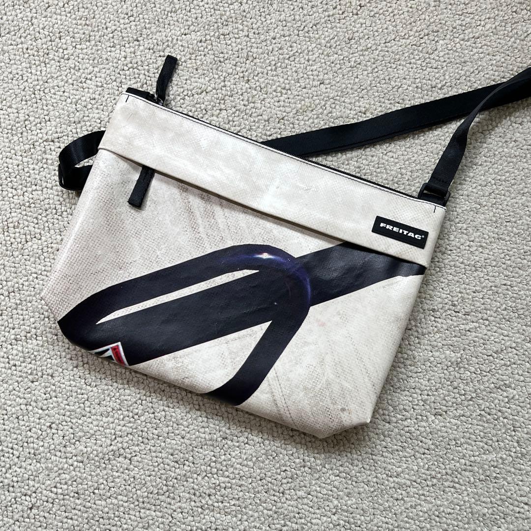 定価より大幅に値下げ　FREITAG F553 LOU ショルダーバッグ　新品