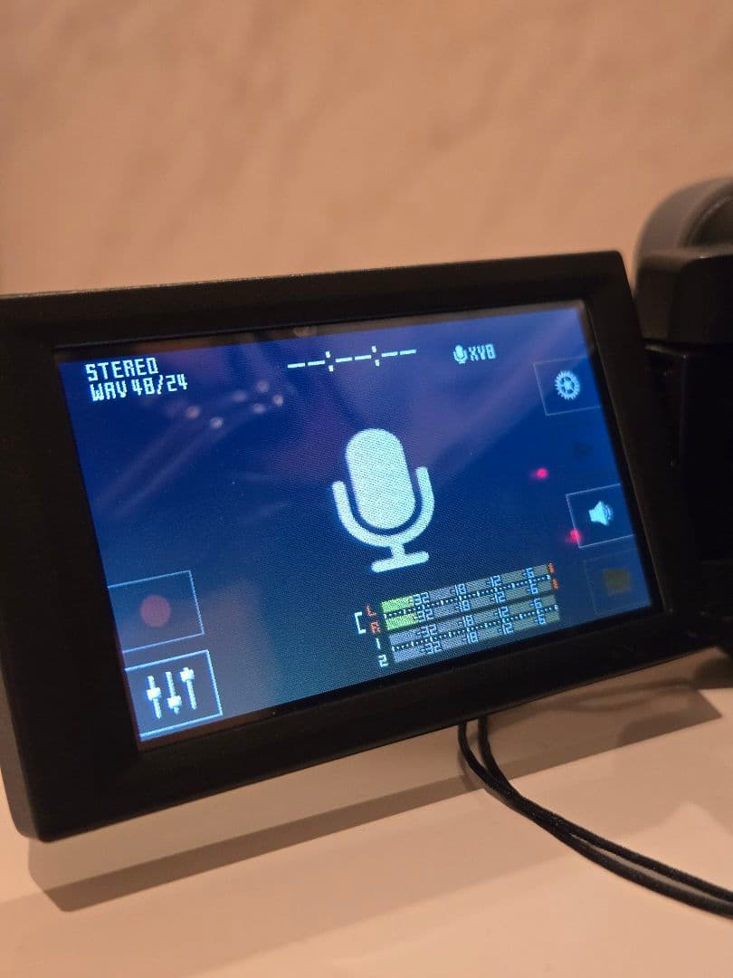 ZOOM Q8 ハンディビデオレコーダー