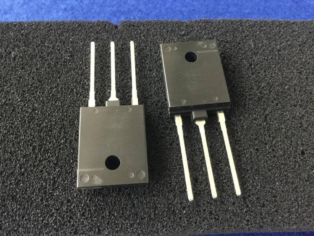 2SC4747 日立モニター用トランジター C4747 1500V 水平出力