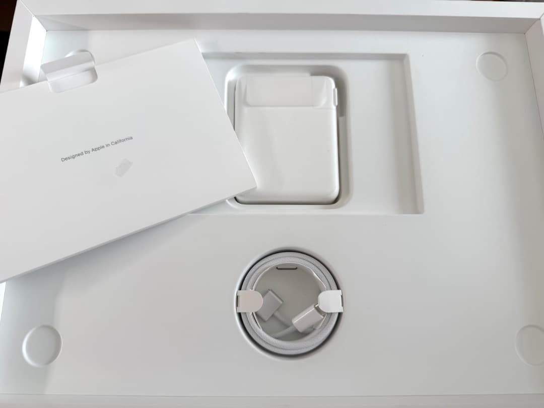 MacBook本体 MacBook Pro 16inch M4 Pro 1TB 24GB CTO