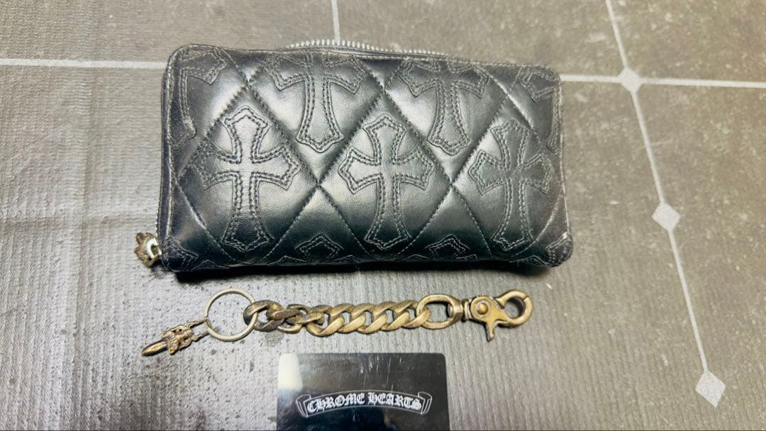 クロムハーツセメタリーパッチ ラウンドジップウォレ ット　ロングキーチェーン
