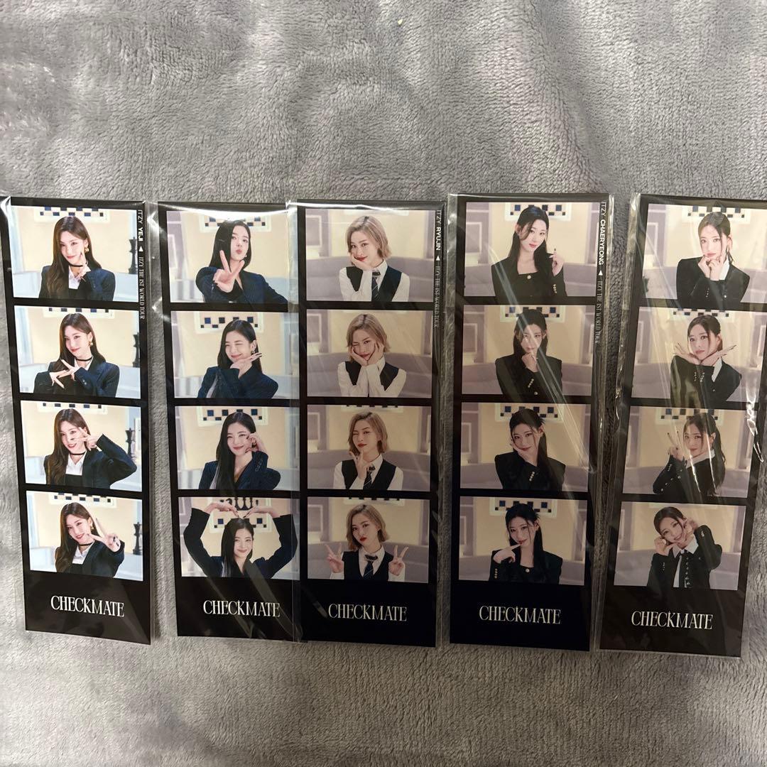 ITZY グッズ アルバム カード グリーティング ケース