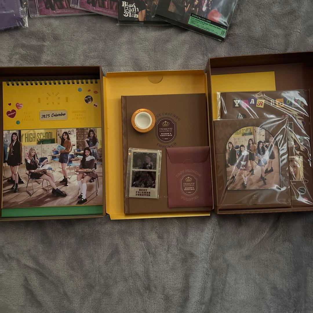 ITZY グッズ アルバム カード グリーティング ケース