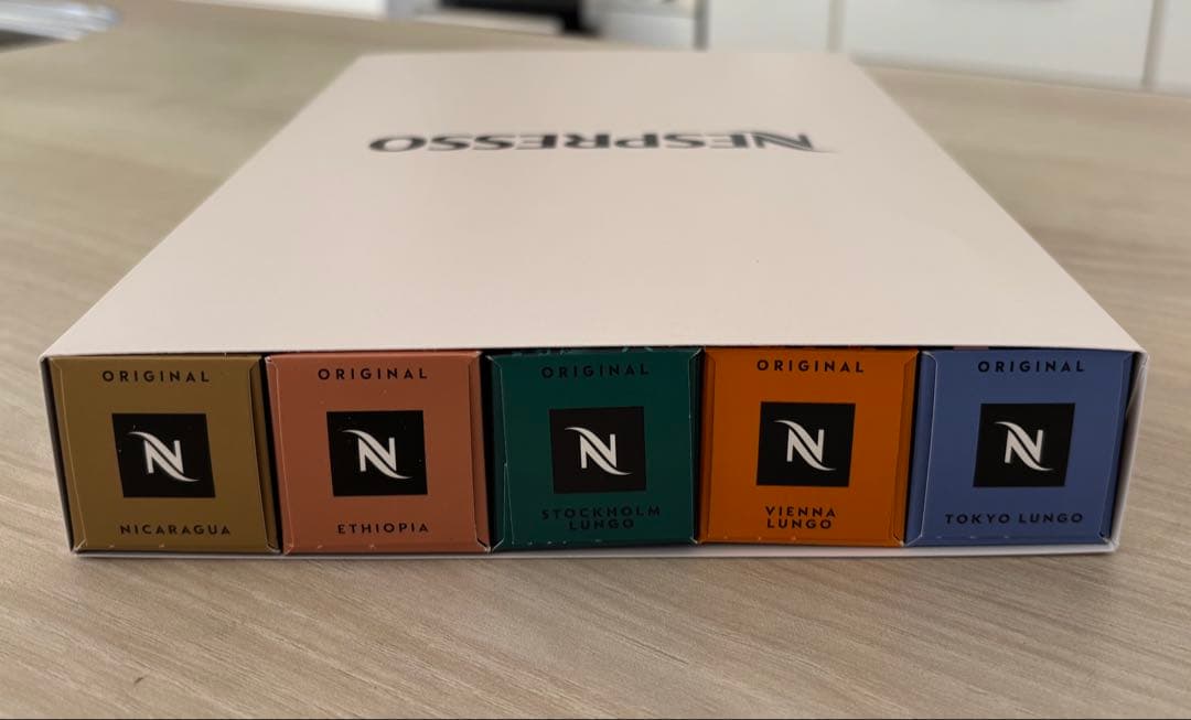 新品未使用品 ネスプレッソ ピクシー スリー チタン