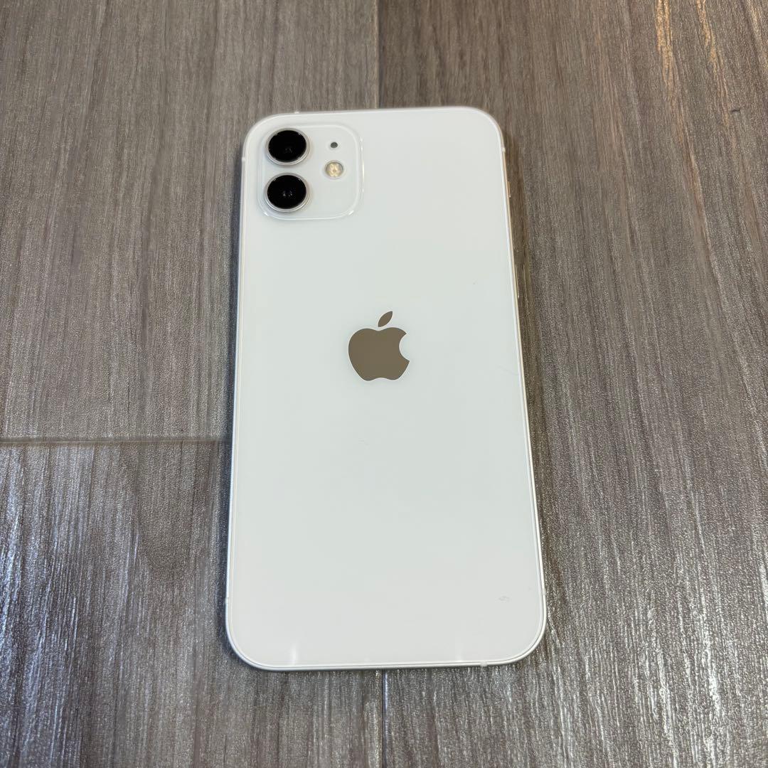 【SALE】Apple iPhone 12 ホワイト　256GB