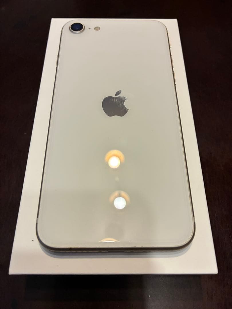 Apple iPhone SE 3 (第3世代) ホワイト　89% 美品