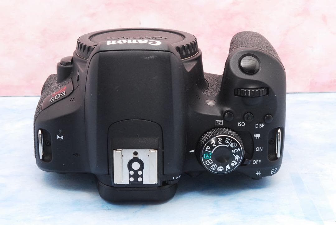 キャノン Kiss X9i●一眼レフカメラ●高性能STMレンズ●スマホ転送！