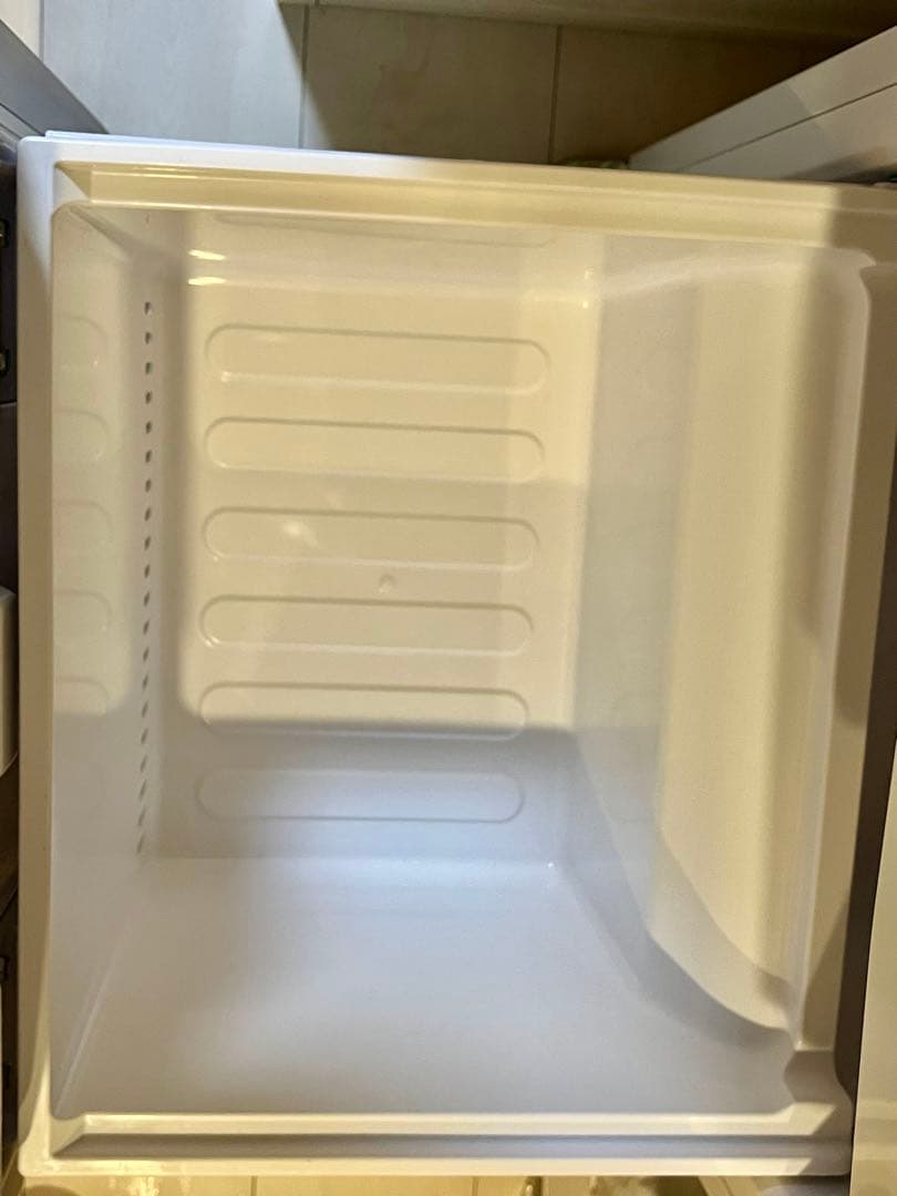 【24日迄の限定出品】2021年製 SHARP 冷蔵庫 179L SJ-D18G