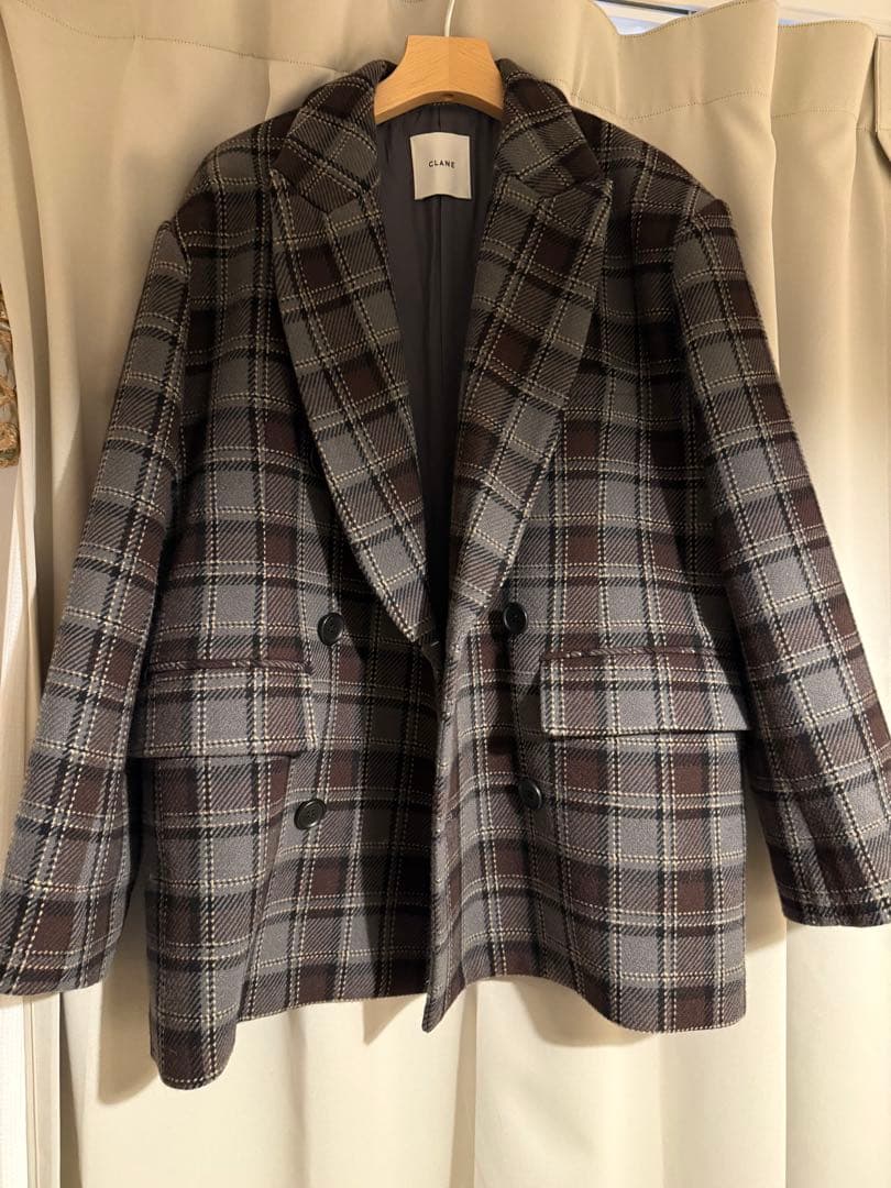 ジャケット・アウター CLANE OVER SHOULDER PEAKED LAPEL COAT