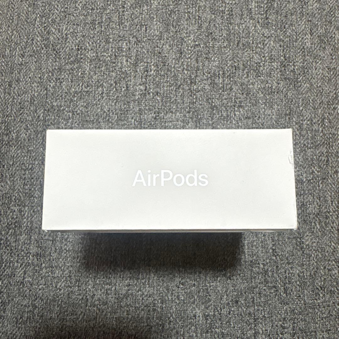 新品未開封　AirPods 4 本体