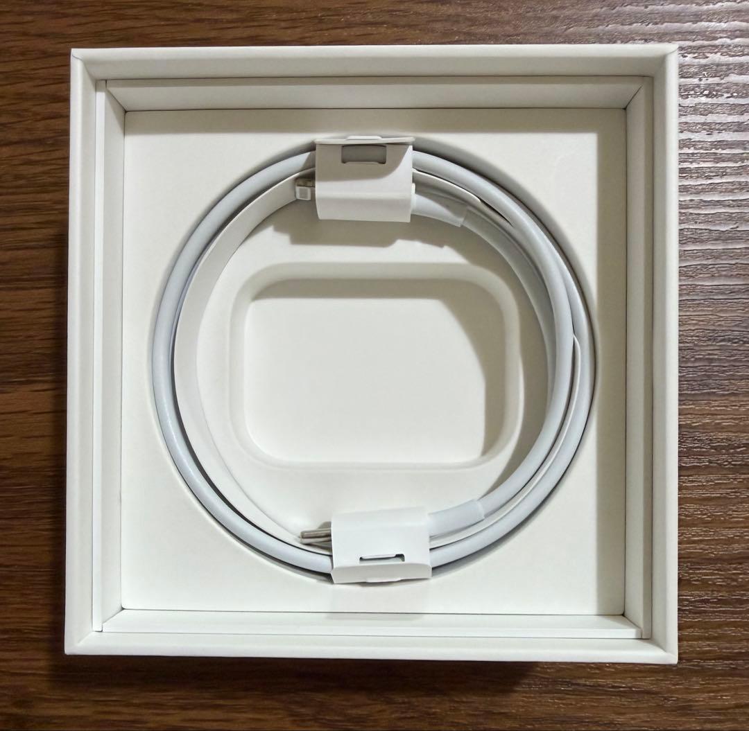 AirPods Pro2 本体 ホワイト 充電ケース・ケーブル付き