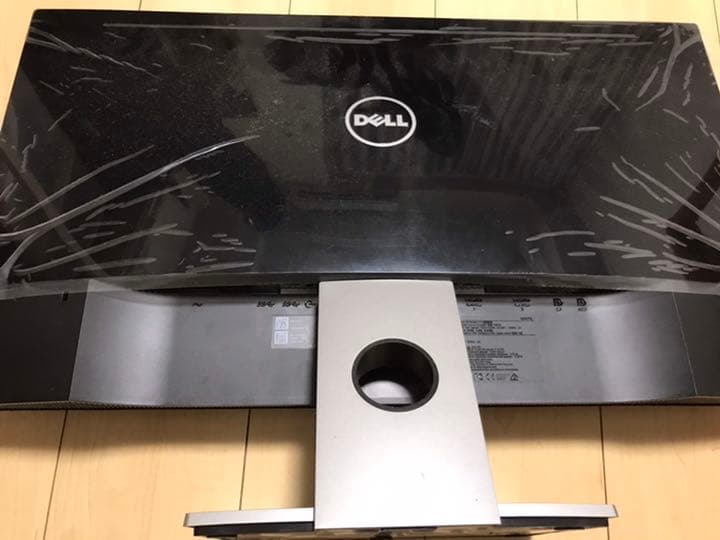 DELL S2817Q 4Ｋ 28インチ ゲーミングモニター