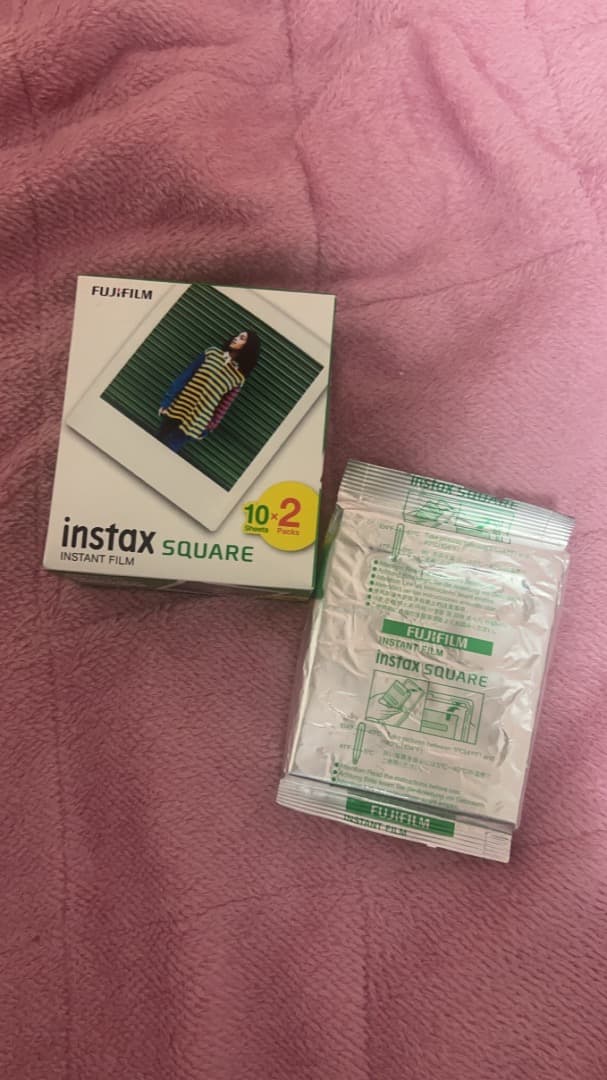 フィルムカメラ INSTAX SQUARE SQ 10