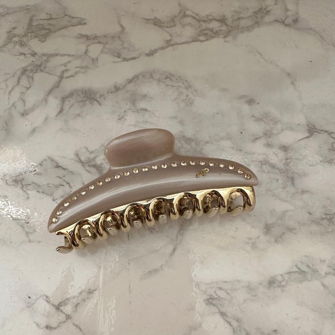 acca ヘアクリップ