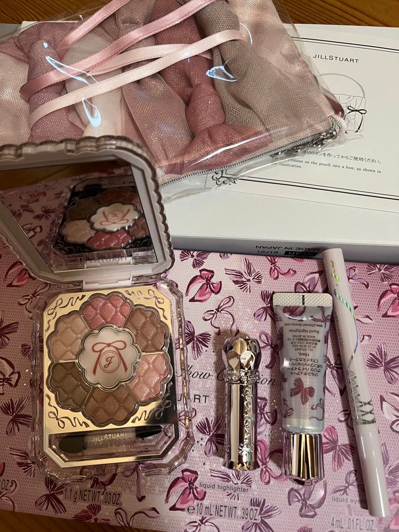 JILLSTUART 2025クリスマスコフレ