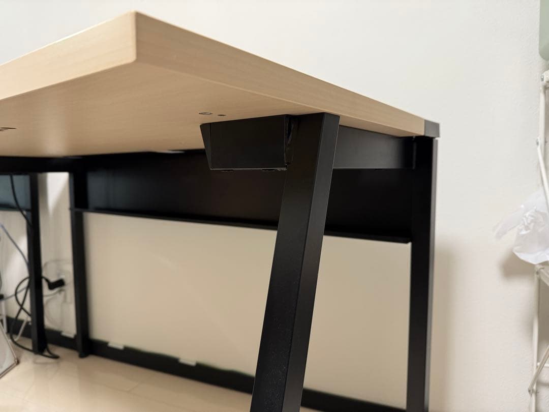 コクヨ LEAN W1200xD600 天板ナチュラル／本体ブラック／引出し無し