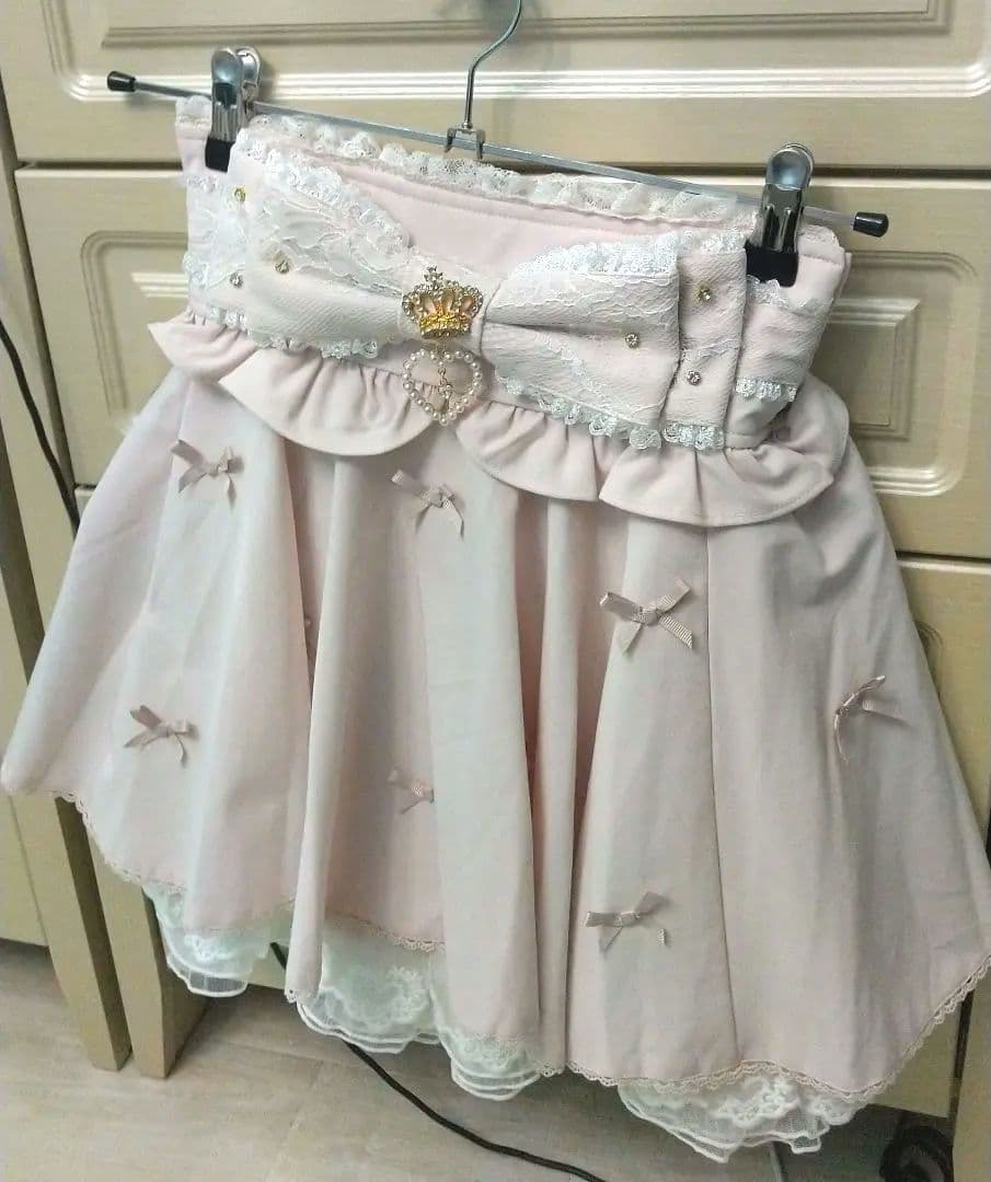 メニーリボンサーキュラースカート