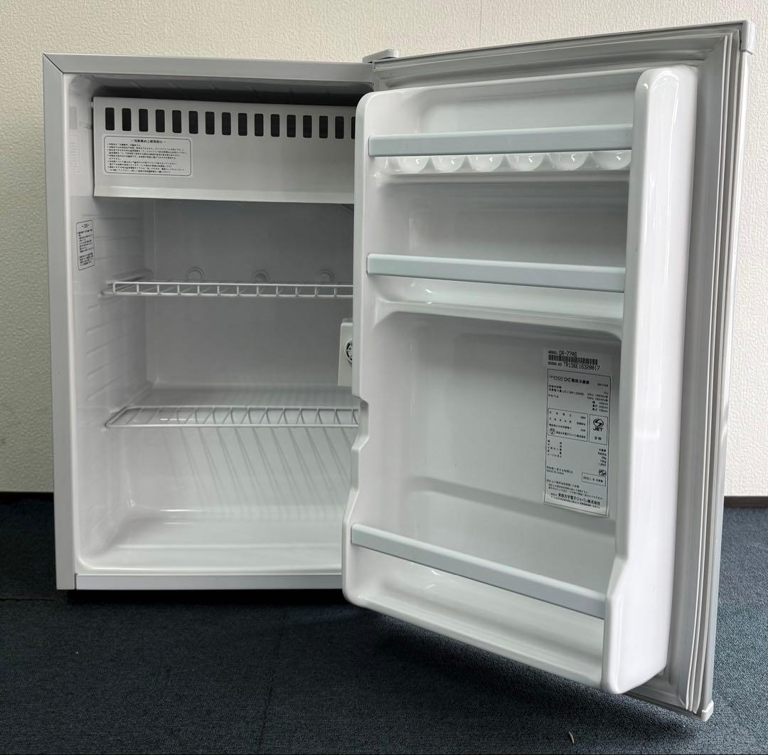 u*6様 【動作品・送料無料】自炊の1人暮しに最適75L冷蔵庫　DR-77AS
