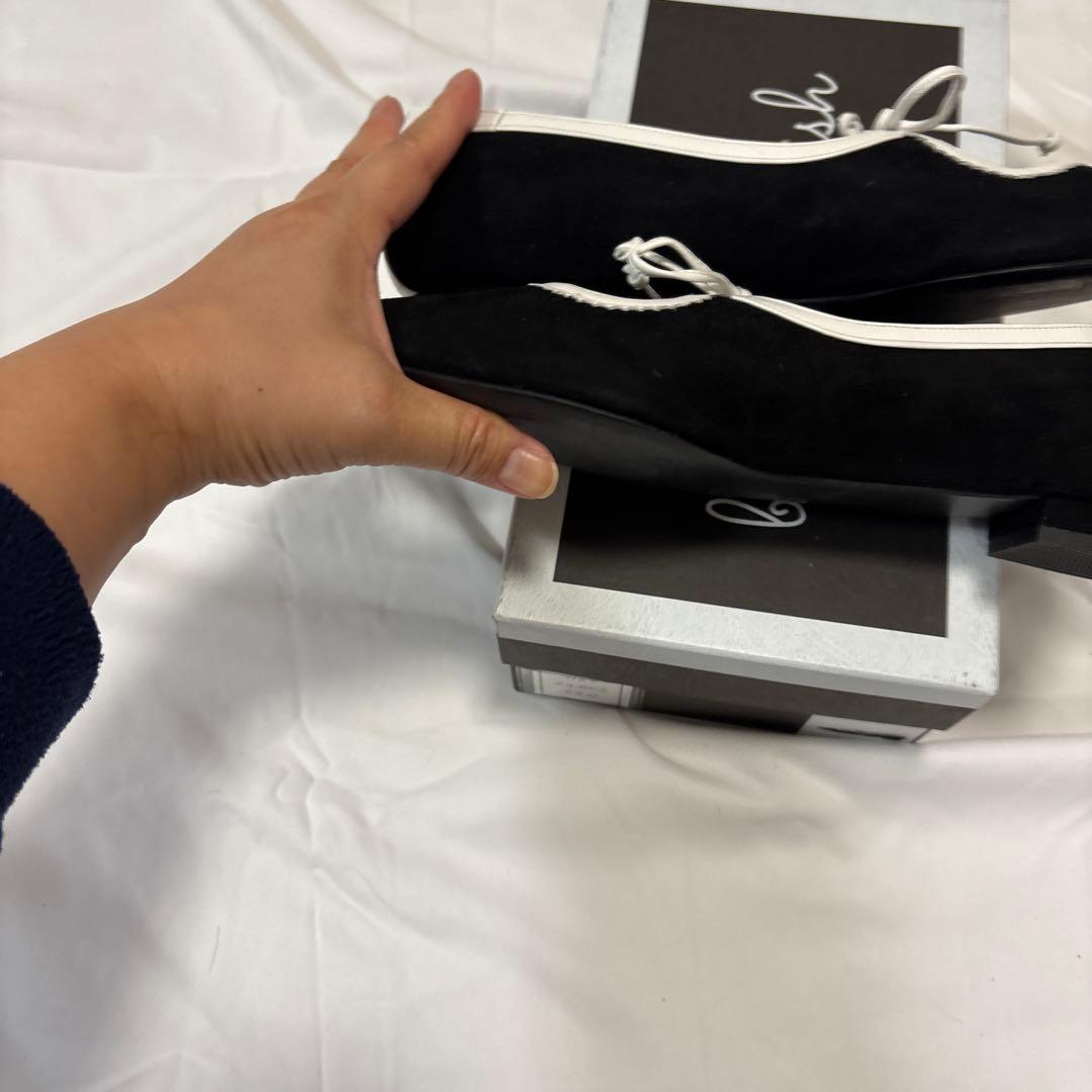 バンタンパリッシュ　フラットシューズ ブラック/ホワイト 24センチ