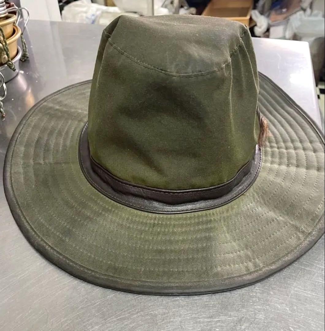 バブアーオイルドハット
