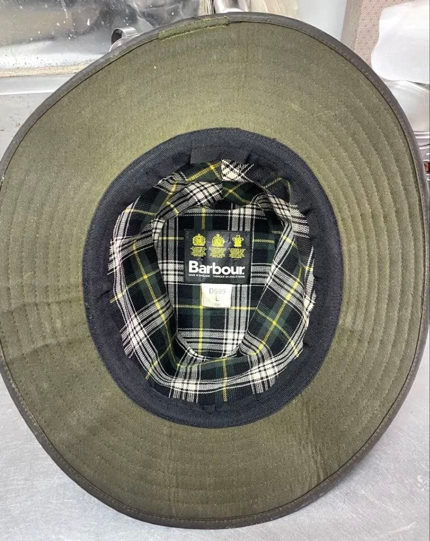 バブアーオイルドハット