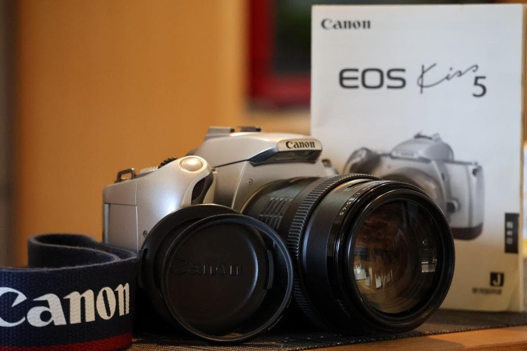 【美品】Canon EOS Kiss5フィルムカメラ レンズ、フィルム付き