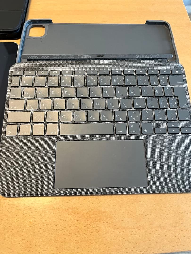 【容量100%】iPad Pro 11第3世代128GB、Combo Touch