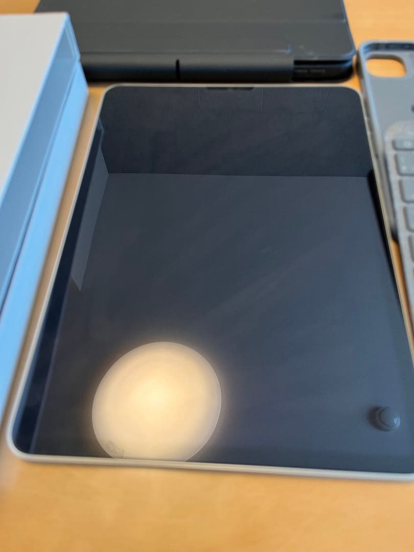 【容量100%】iPad Pro 11第3世代128GB、Combo Touch