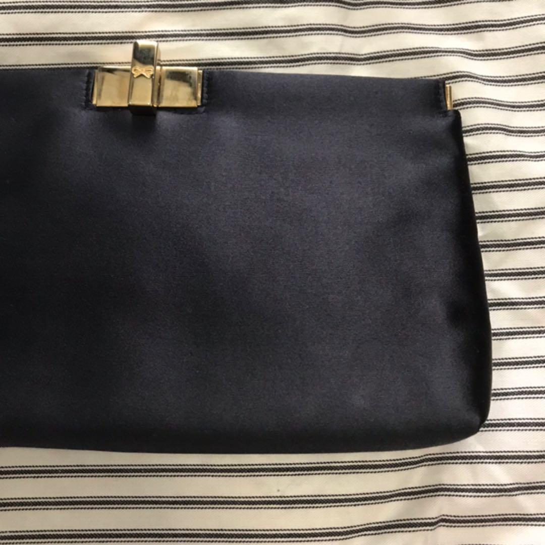 アニヤハインドマーチ　クラッチバッグ