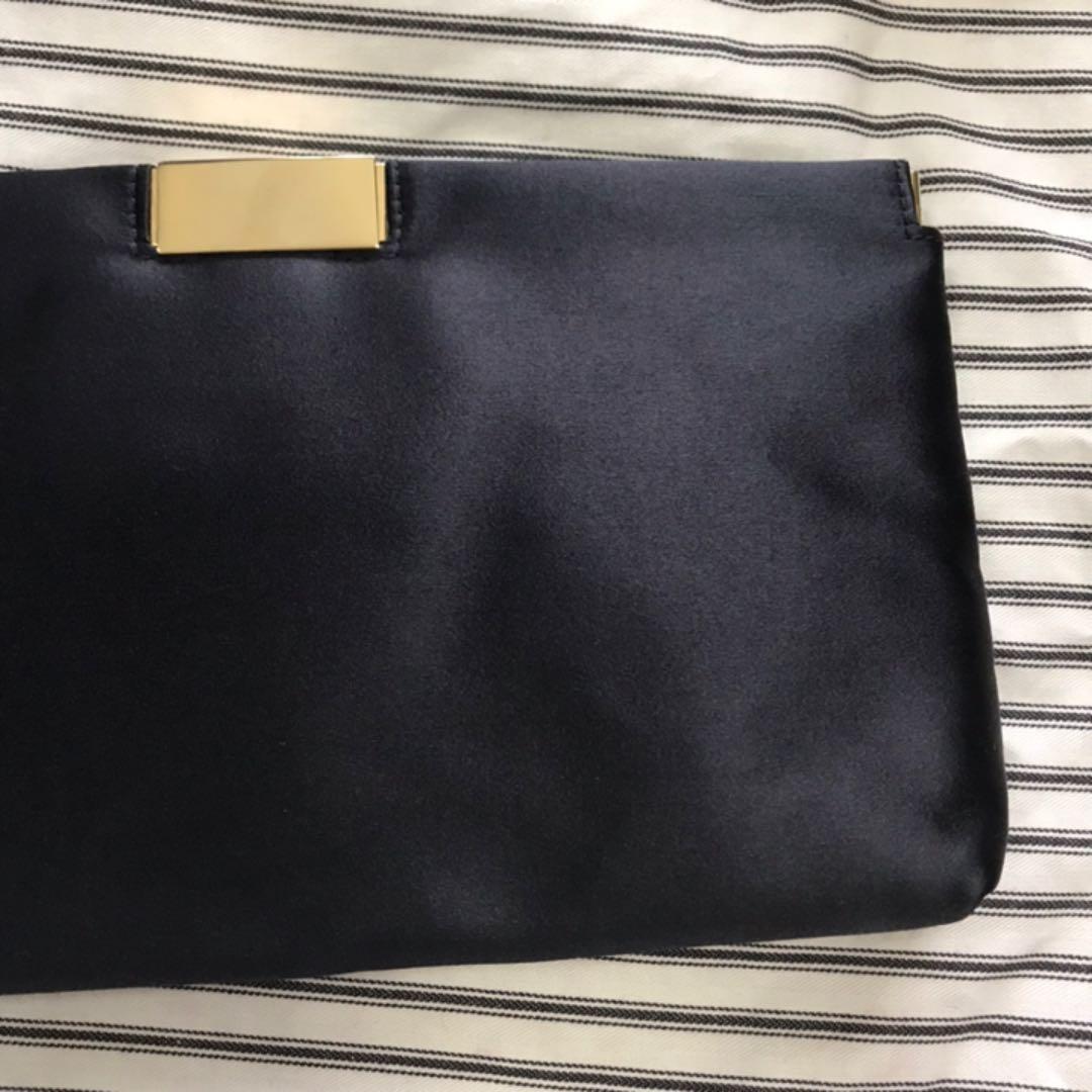 アニヤハインドマーチ　クラッチバッグ