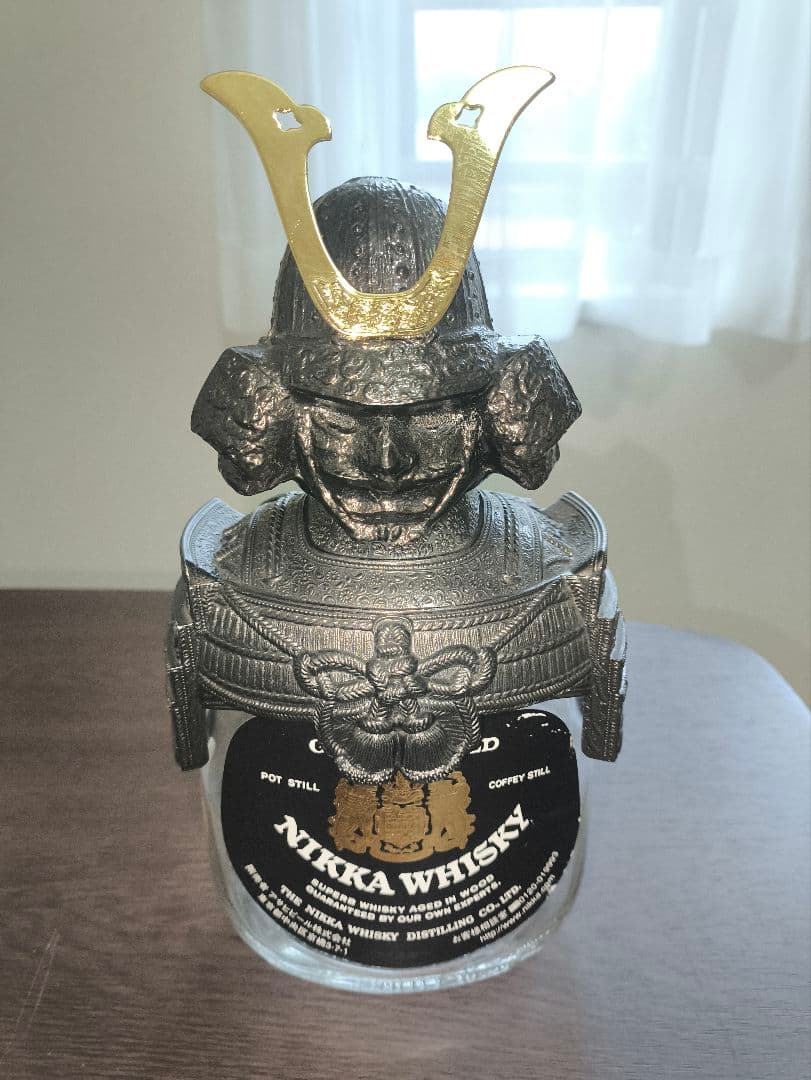 ニッカウイスキー 兜甲冑　空瓶